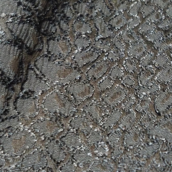 Leigh Textured Printed Skinny Pant
Size: 12P - Picture 4 of 8